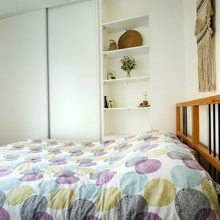 Agreable Proche De La Criee Apartamento